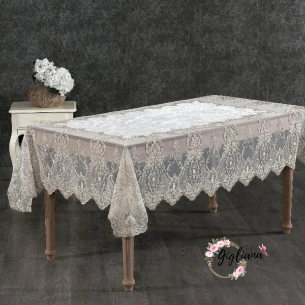 Mantel Veronica